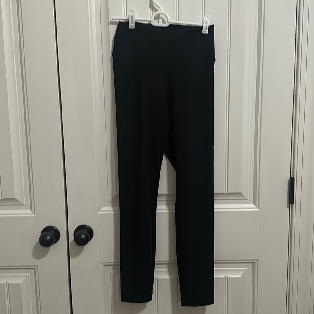 WHBM Runway leggings size 6